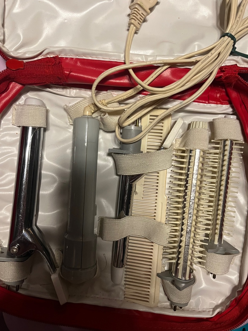 Vintage Hair curling iron comes with 4 attachments for variety of styles Y2K